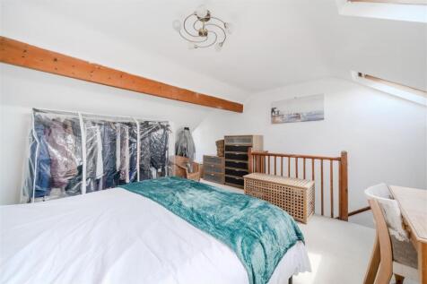 Bedroom1-2.jpg