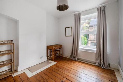 Bedroom2.jpg