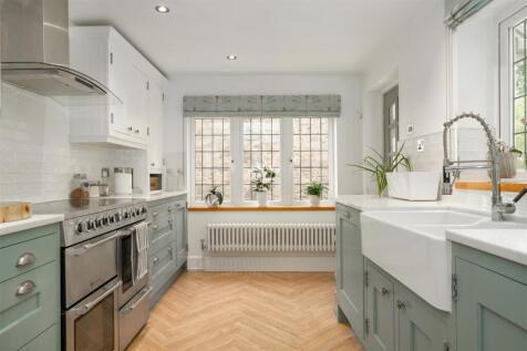 Kitchen-3.jpg