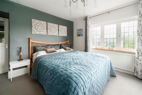 Bedroom3-2.jpg