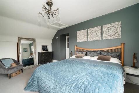 Bedroom3-3.jpg