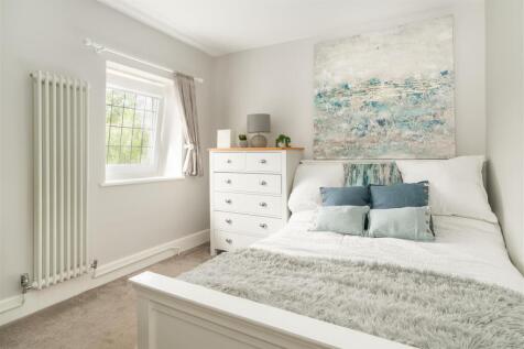 Bedroom2.jpg
