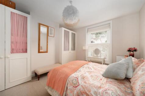 Bedroom3.jpg