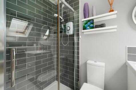 Bedroom1-4.jpg