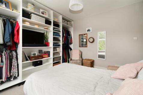 Bedroom4-3.jpg