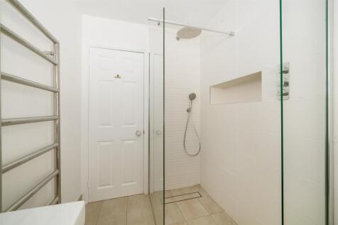 Bathroom-2.jpg