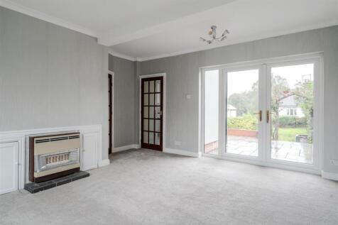 Living Room-3.jpg