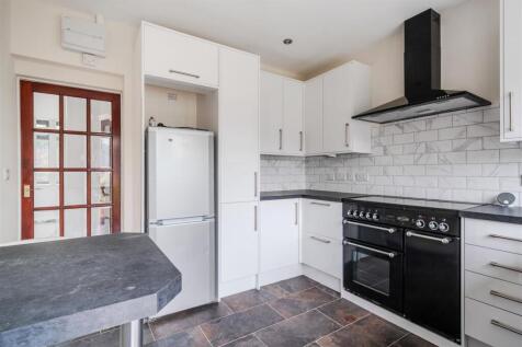 Kitchen-4.jpg