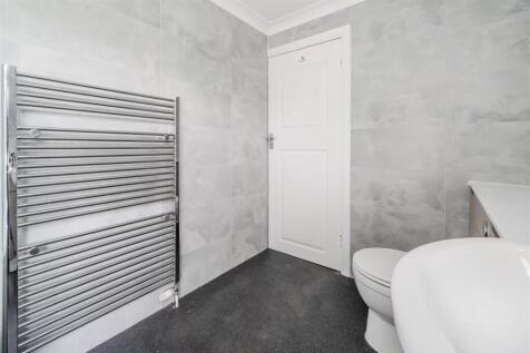 Bathroom-2.jpg