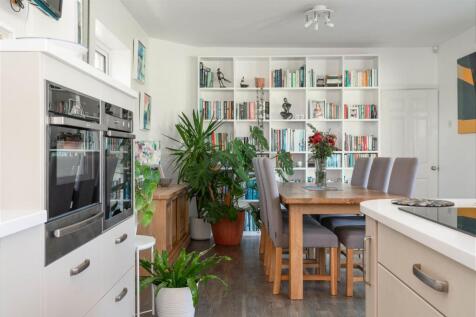 Kitchen-14.jpg