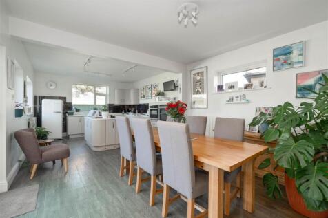 Kitchen-12.jpg