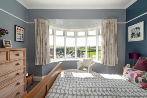 Bedroom4-3.jpg