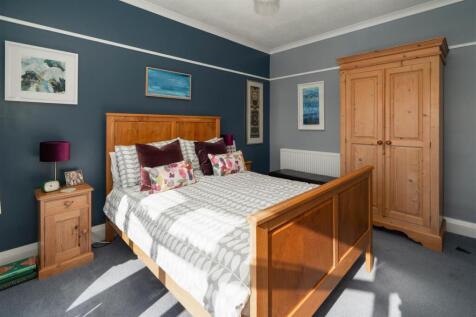 Bedroom4-4.jpg
