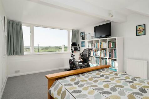 Bedroom1-2.jpg
