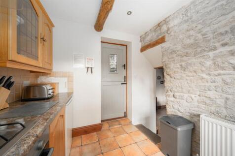 Kitchen-3.jpg
