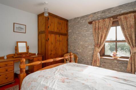 Bedroom-2.jpg