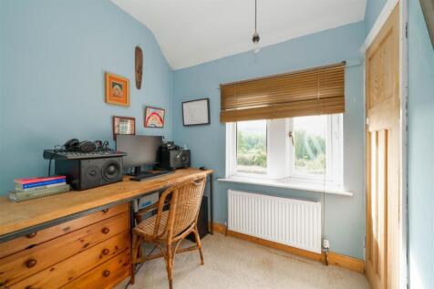 Bedroom1.jpg