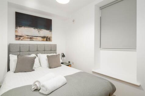 Bedroom1.jpg