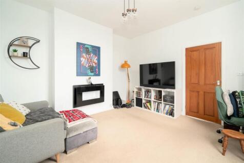 Living Room.jpg