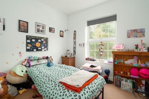 Bedroom2.jpg