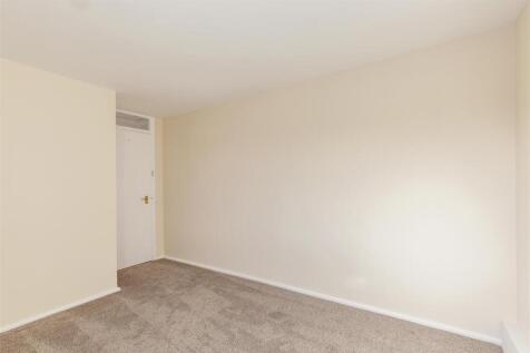 Bedroom 2-3.jpg
