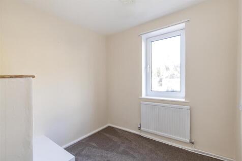 Bedroom 3-1.jpg