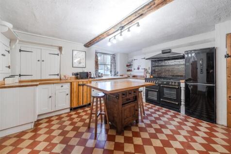 Kitchen-2.jpg