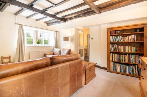 living Room-2.jpg