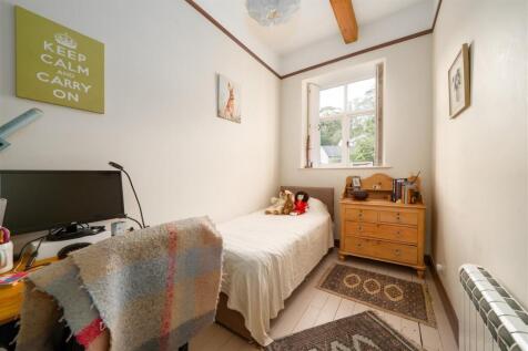 Bedroom2.jpg