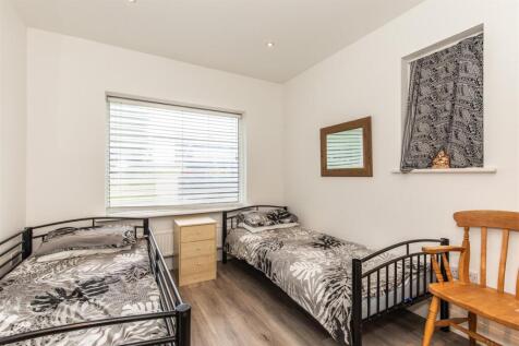 56 Millcroft23.jpg