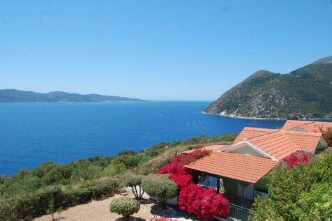 Estate &amp; sea view