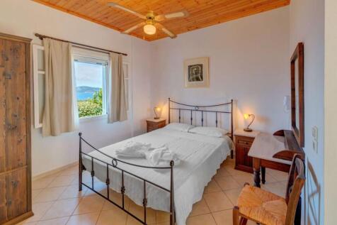 Cottage bedroom