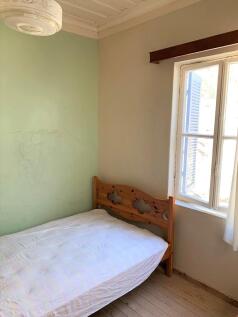 Single bedroom