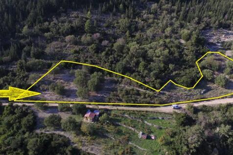 Border of property