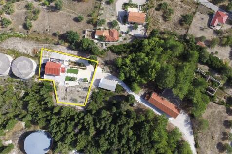Border of property