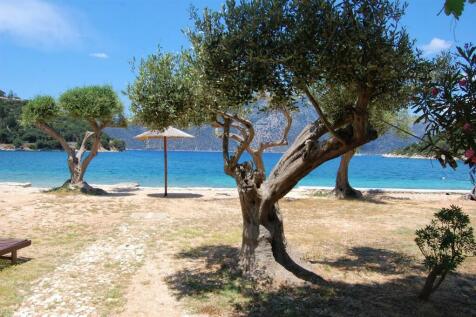 Beach at front