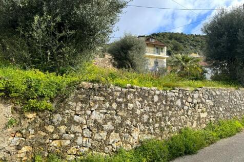 Road view of land