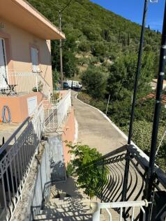 Access stairs