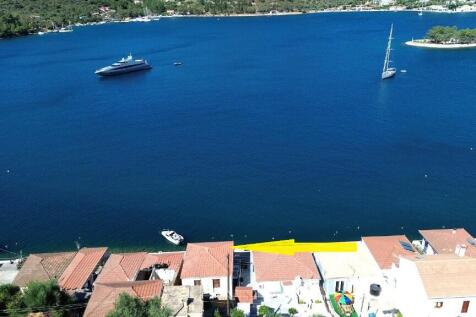 Aerial &amp; location
