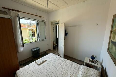 Double bedroom 2