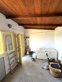 Guest house inside