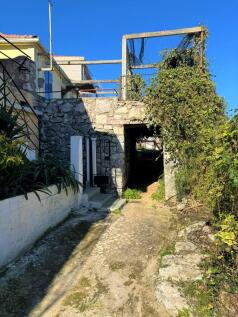 Access to house