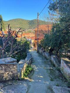Access path to house