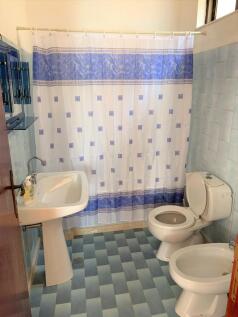 En suite bathroom