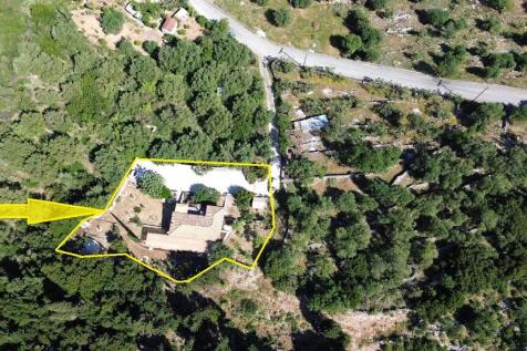 Border of property