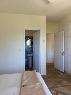 En suite bathroom