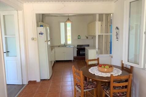 Dining &amp; kitchen