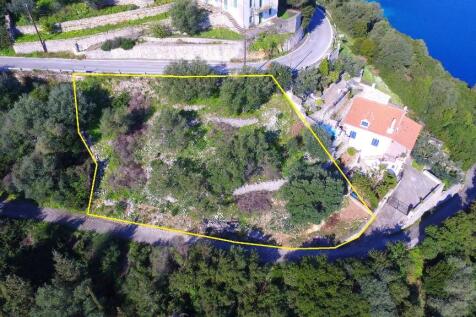 Border of property