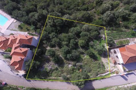 Border of property