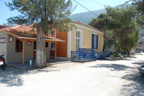 Stavros main square